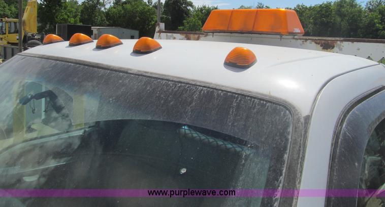 image for item I7047 2007 Ford F350 Super Duty XL service truck