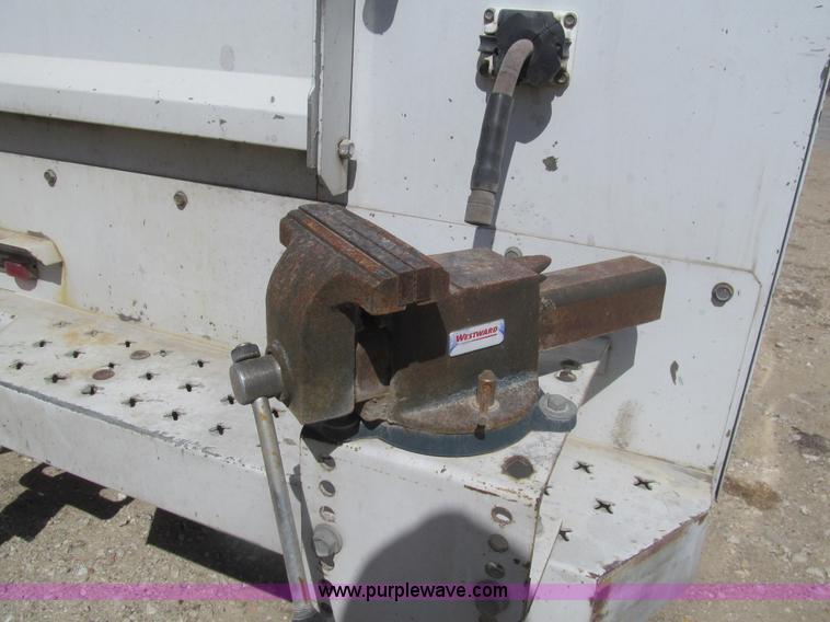 image for item I7047 2007 Ford F350 Super Duty XL service truck