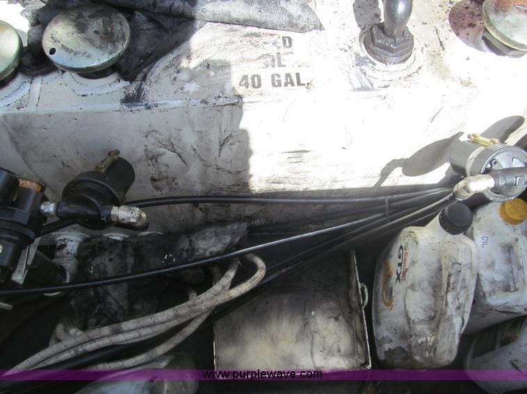 image for item I7047 2007 Ford F350 Super Duty XL service truck