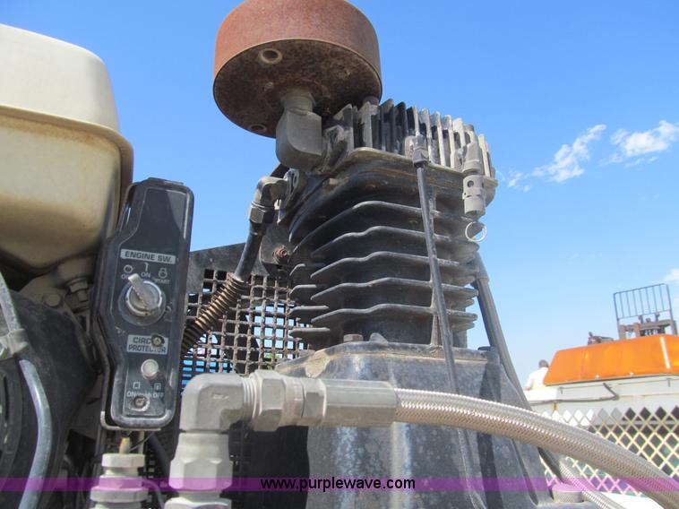 image for item I7047 2007 Ford F350 Super Duty XL service truck