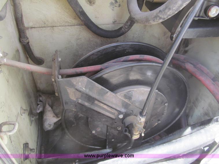 image for item I7047 2007 Ford F350 Super Duty XL service truck