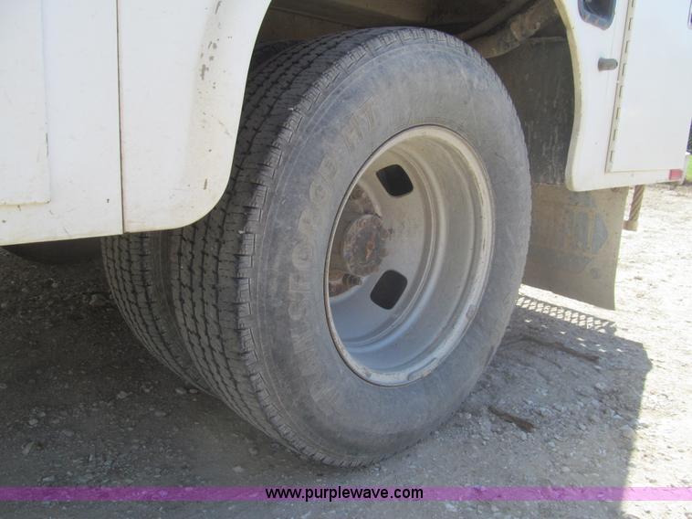 image for item I7047 2007 Ford F350 Super Duty XL service truck