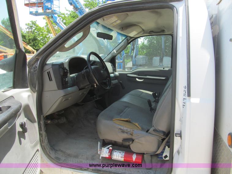 image for item I7048 2007 Ford F550 Super Duty XL service truck