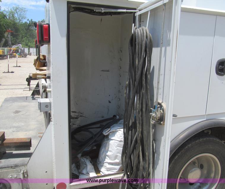 image for item I7048 2007 Ford F550 Super Duty XL service truck