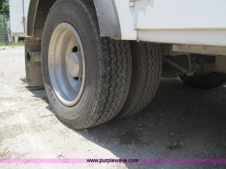 image for item I7048 2007 Ford F550 Super Duty XL service truck