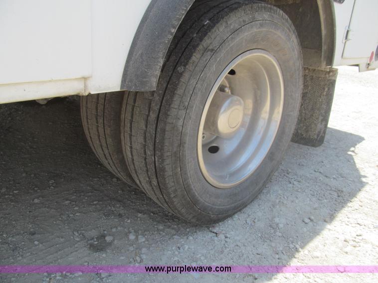 image for item I7048 2007 Ford F550 Super Duty XL service truck