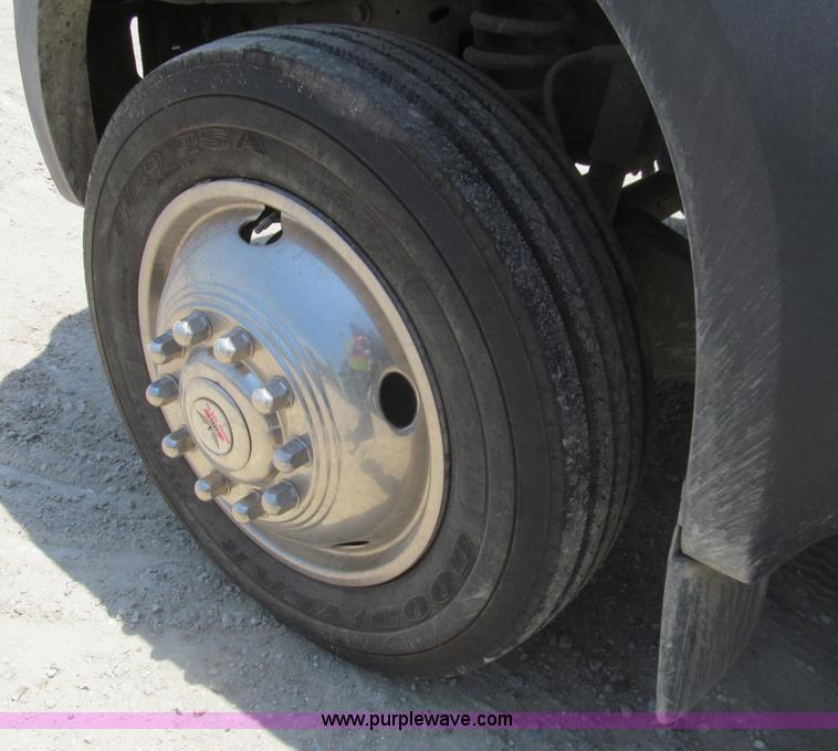 image for item I7048 2007 Ford F550 Super Duty XL service truck