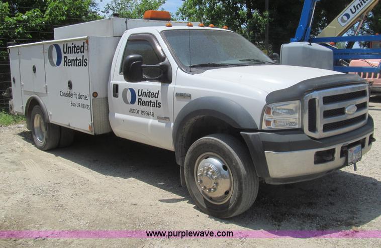 image for item I7049 2006 Ford F550 Super Duty XL service truck