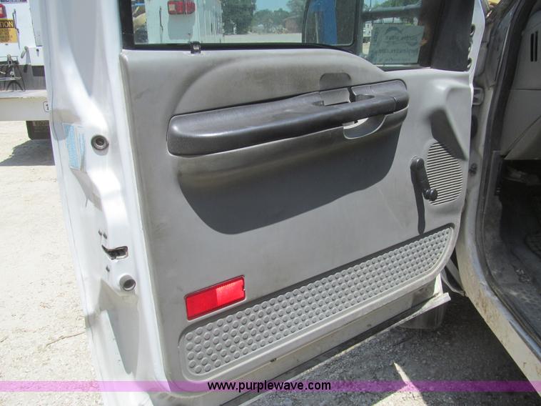 image for item I7049 2006 Ford F550 Super Duty XL service truck