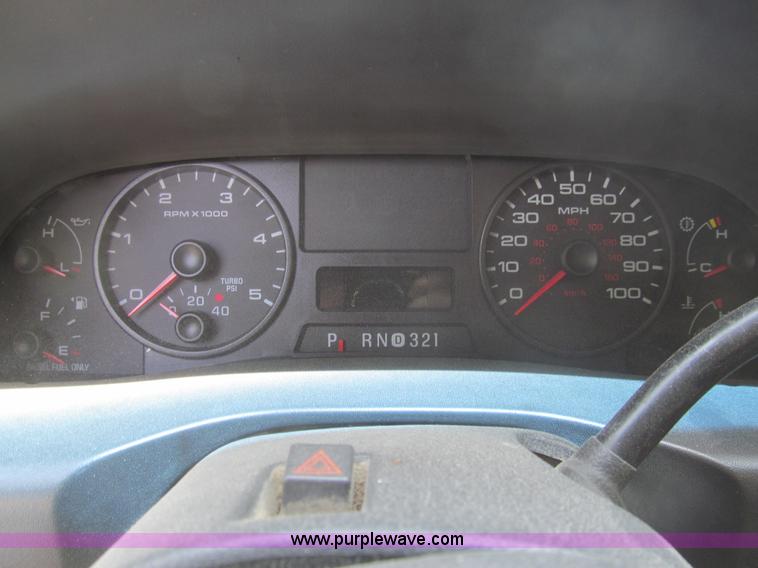 image for item I7049 2006 Ford F550 Super Duty XL service truck