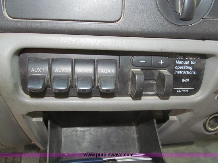 image for item I7049 2006 Ford F550 Super Duty XL service truck