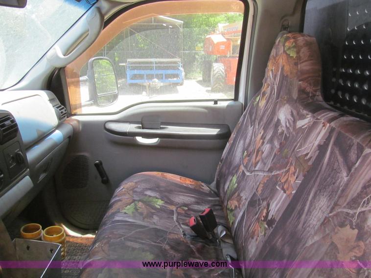 image for item I7049 2006 Ford F550 Super Duty XL service truck