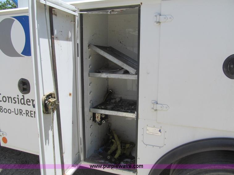 image for item I7049 2006 Ford F550 Super Duty XL service truck