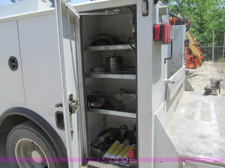 image for item I7049 2006 Ford F550 Super Duty XL service truck