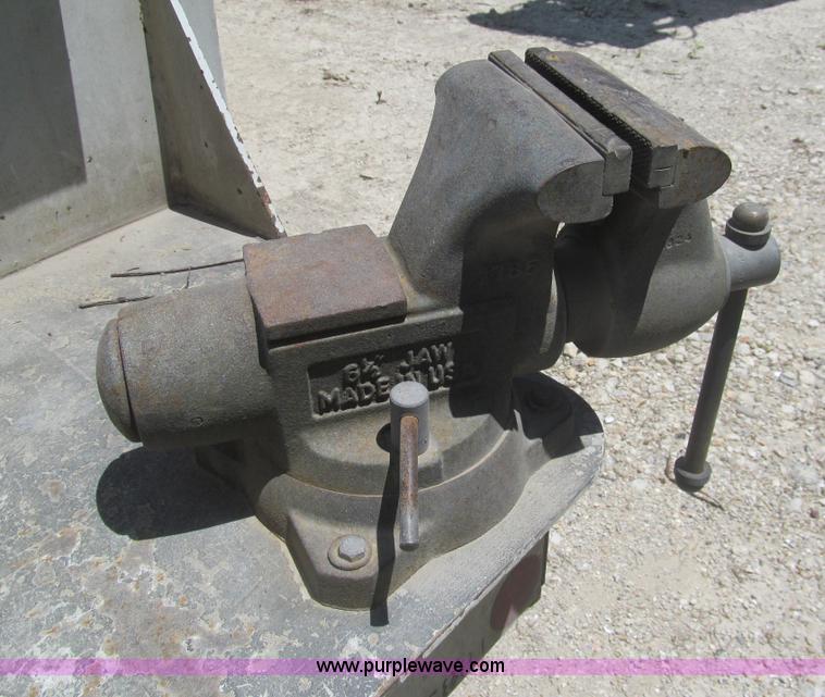 image for item I7049 2006 Ford F550 Super Duty XL service truck