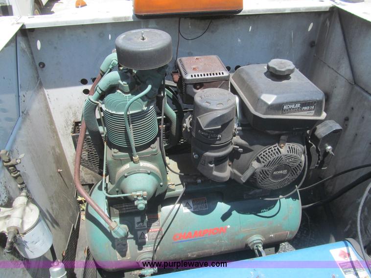 image for item I7049 2006 Ford F550 Super Duty XL service truck