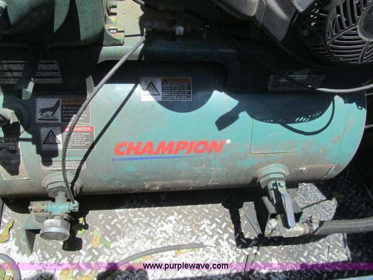 image for item I7049 2006 Ford F550 Super Duty XL service truck