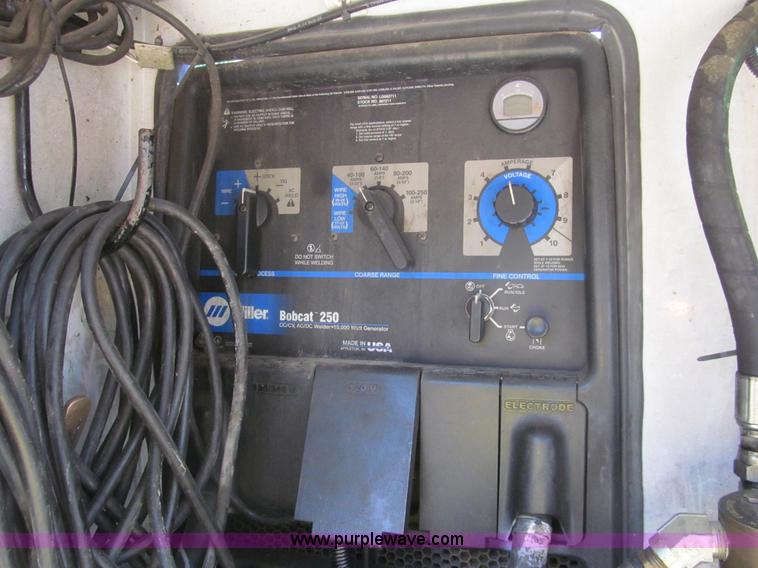 image for item I7049 2006 Ford F550 Super Duty XL service truck