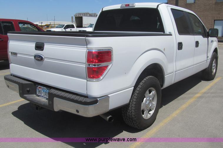 image for item I7050 2011 Ford F150 XLT SuperCrew pickup truck