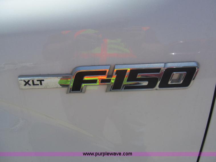 image for item I7050 2011 Ford F150 XLT SuperCrew pickup truck
