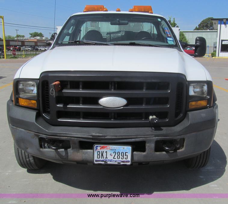 image for item I7051 2006 Ford F550 Super Duty XL service truck