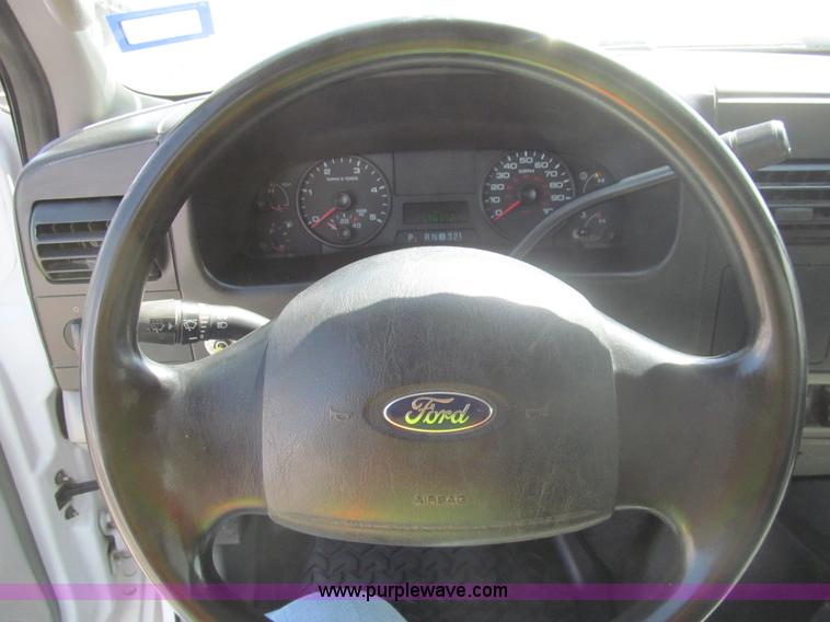 image for item I7051 2006 Ford F550 Super Duty XL service truck