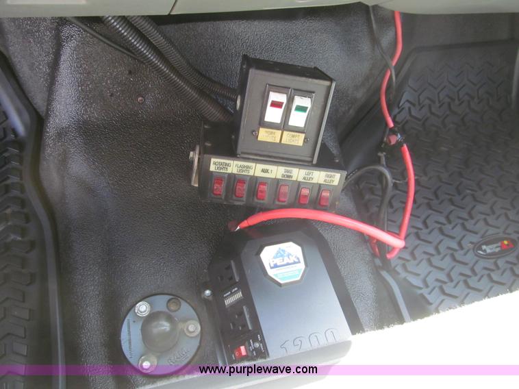 image for item I7051 2006 Ford F550 Super Duty XL service truck