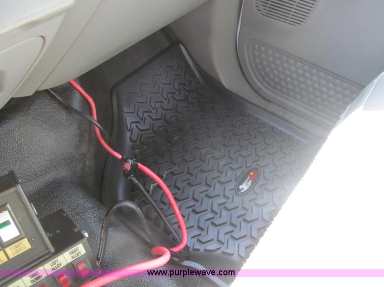 image for item I7051 2006 Ford F550 Super Duty XL service truck