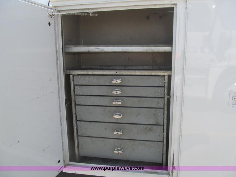 image for item I7051 2006 Ford F550 Super Duty XL service truck