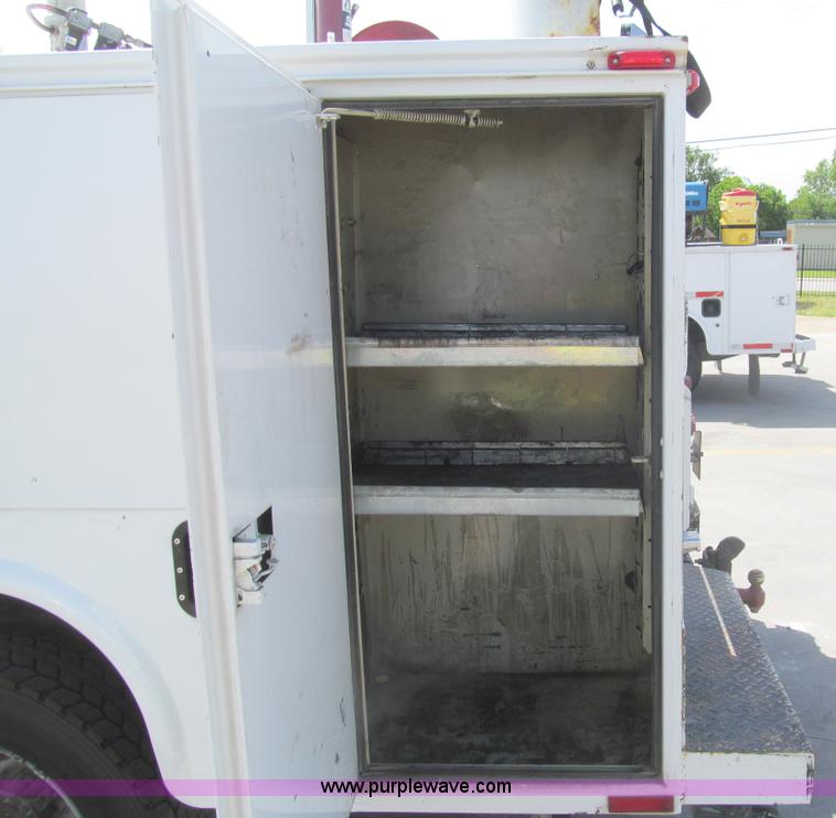 image for item I7051 2006 Ford F550 Super Duty XL service truck