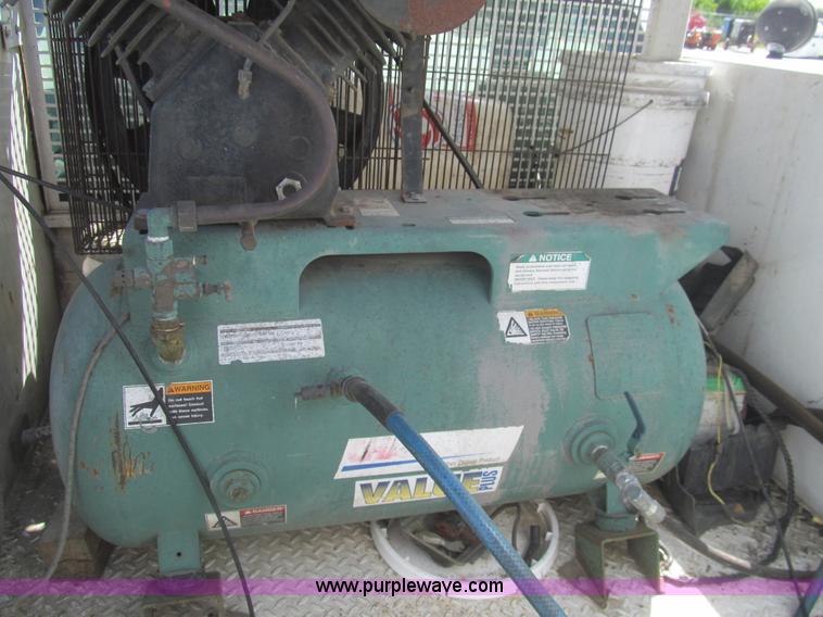 image for item I7051 2006 Ford F550 Super Duty XL service truck