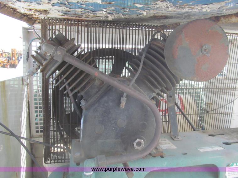 image for item I7051 2006 Ford F550 Super Duty XL service truck