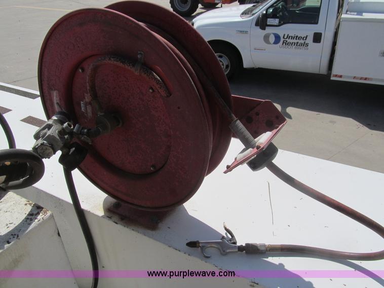 image for item I7051 2006 Ford F550 Super Duty XL service truck