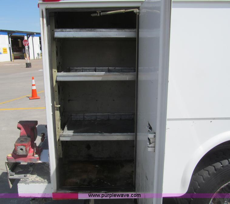 image for item I7051 2006 Ford F550 Super Duty XL service truck