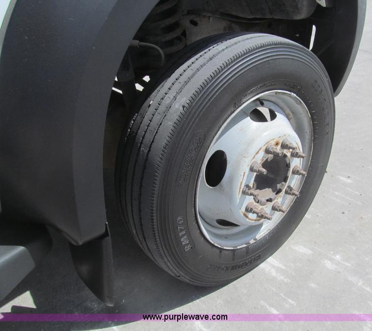 image for item I7051 2006 Ford F550 Super Duty XL service truck