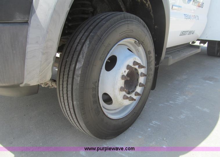 image for item I7051 2006 Ford F550 Super Duty XL service truck