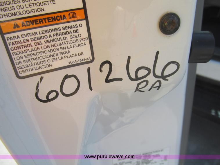 image for item I7051 2006 Ford F550 Super Duty XL service truck