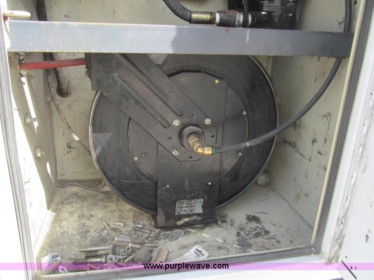 image for item I7052 2006 Ford F350 Super Duty XL service truck