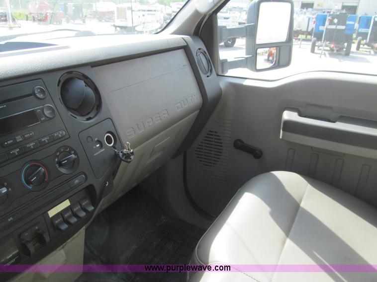 image for item I7053 2008 Ford F550 Super Duty XL service truck