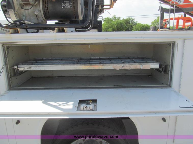 image for item I7053 2008 Ford F550 Super Duty XL service truck