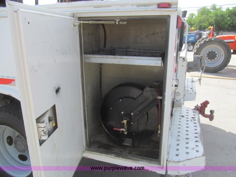 image for item I7053 2008 Ford F550 Super Duty XL service truck