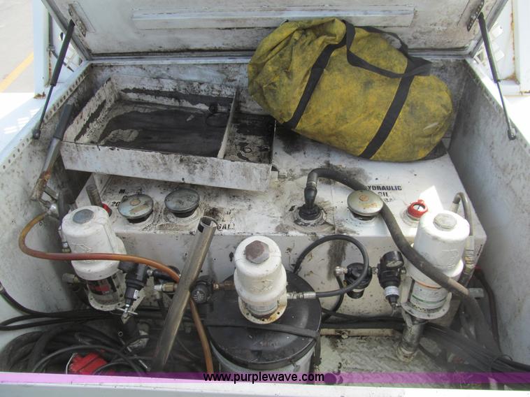 image for item I7053 2008 Ford F550 Super Duty XL service truck