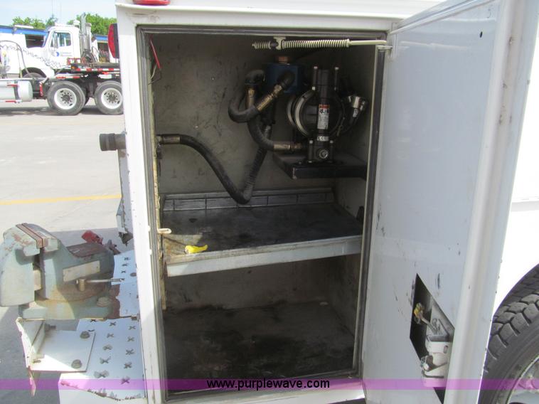 image for item I7053 2008 Ford F550 Super Duty XL service truck