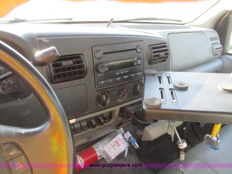 image for item I7054 2007 Ford F550 Super Duty XL service truck