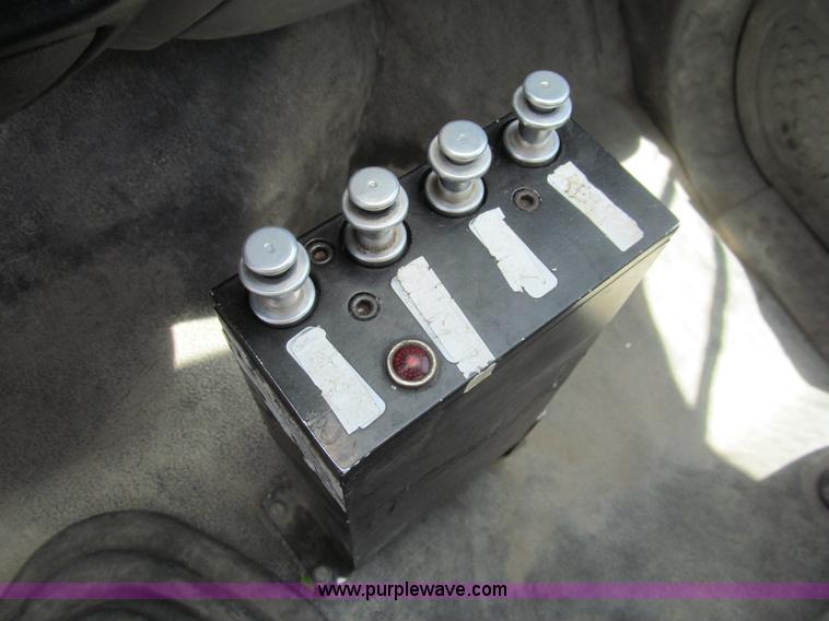 image for item I7058 2007 Ford F750 Super Duty XL water truck