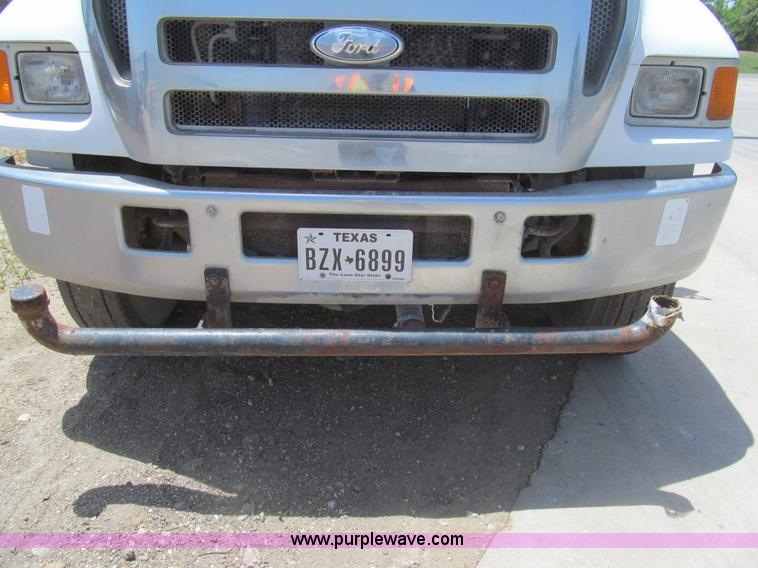 image for item I7058 2007 Ford F750 Super Duty XL water truck