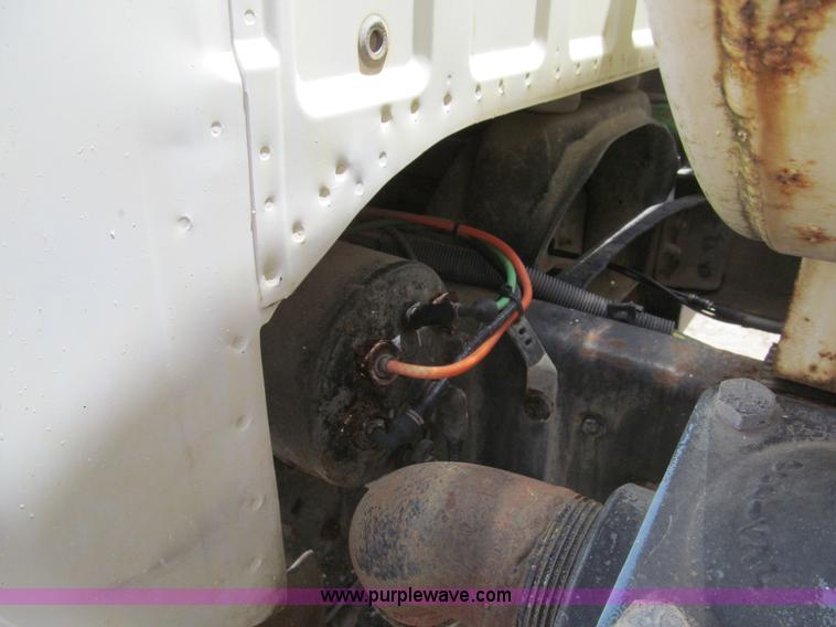 image for item I7058 2007 Ford F750 Super Duty XL water truck