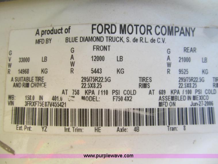 image for item I7058 2007 Ford F750 Super Duty XL water truck