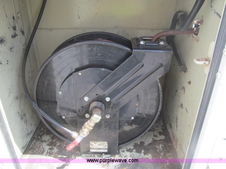 image for item I7059 2006 Ford F550 XL service truck