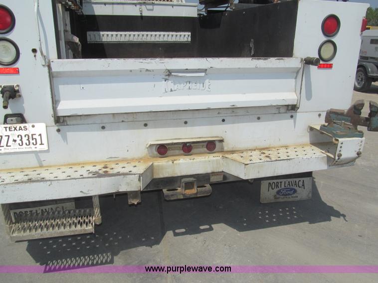 image for item I7059 2006 Ford F550 XL service truck